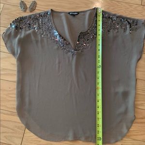 👜 EXPRESS sequined top